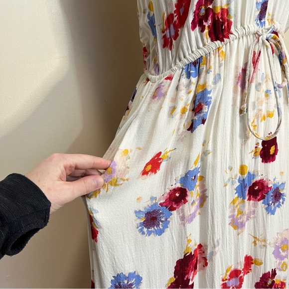 Lucky Brand Floral V-Neck Maxi Dress - Picture 4 of 15